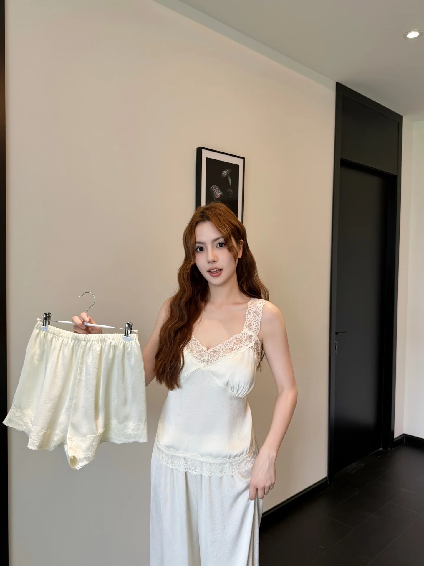 elegant-lace-ice-silk-nightgown-women's-home-clothes-summer-collection-pure-desire-high-end-sensation-luxury-retro-style-set