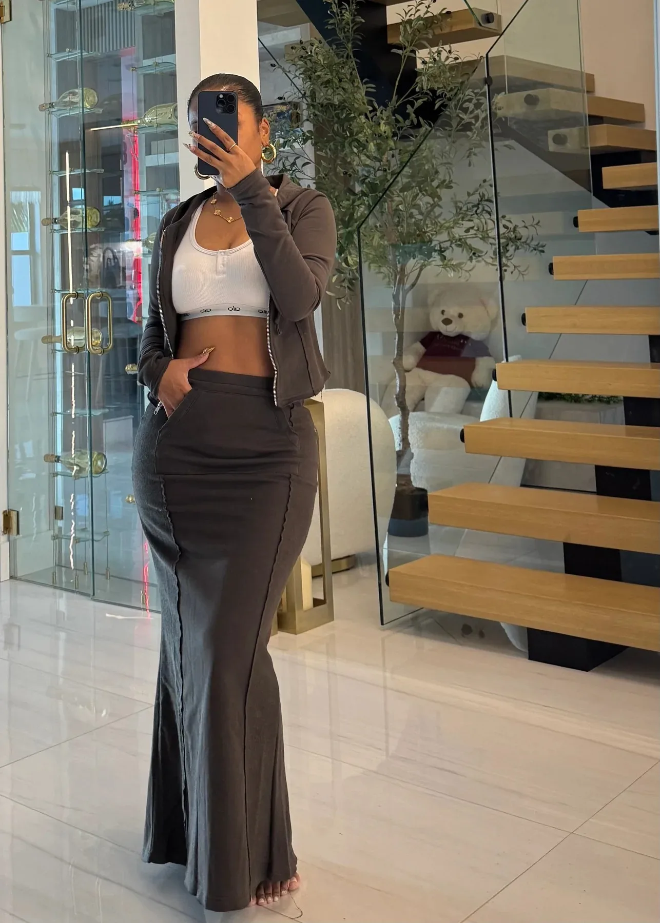 

Спортивный модный женский комплект, куртка с капюшоном на молнии с длинными рукавами + длинные юбки, праздничный комплект из 2 предметов 2025 года, спортивный костюм