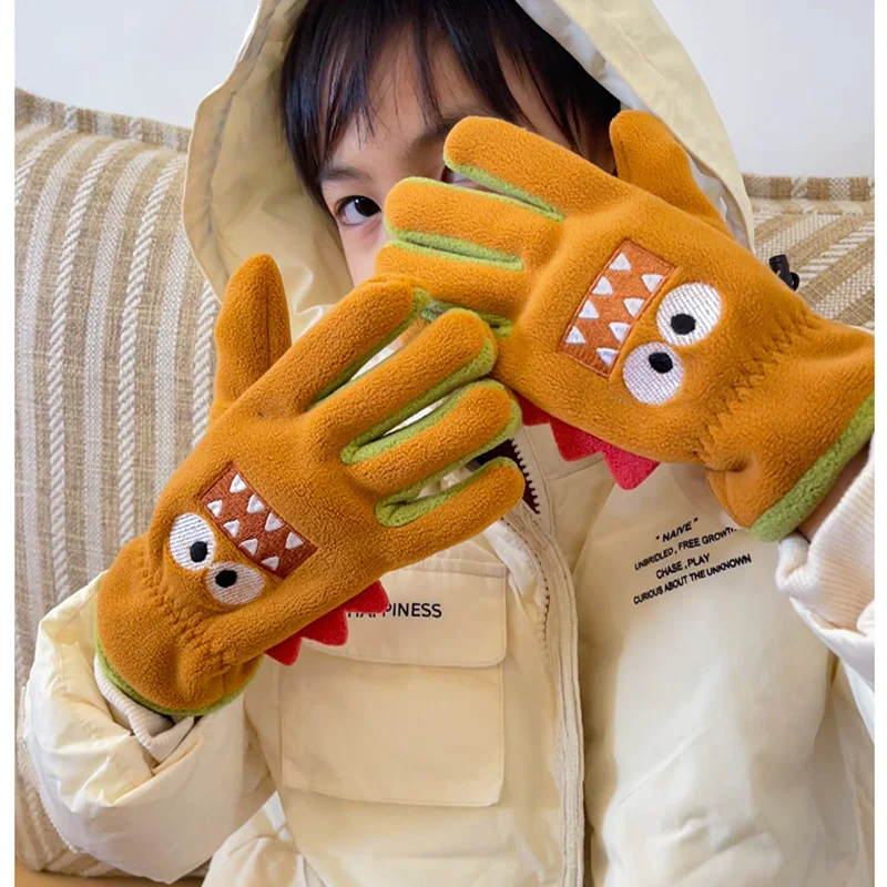 Guantes de lana de Coral para niños, bordado de tiburón de dibujos animados, guantes gruesos para exteriores, mantener el calor, invierno, 5 a 12