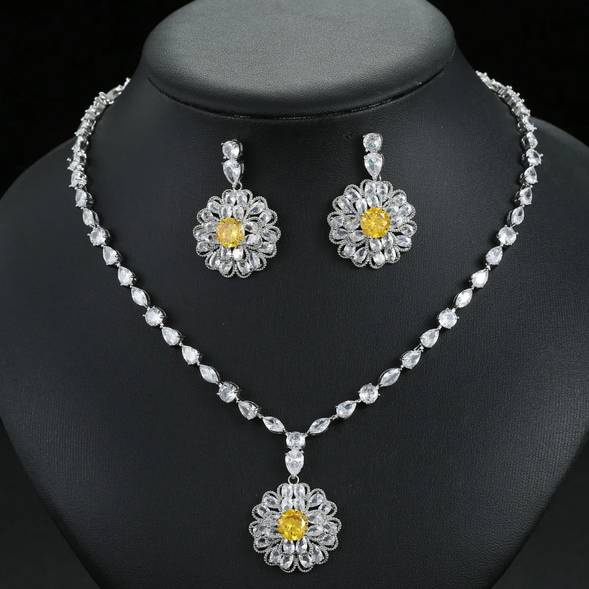 

zirconia flower jewelry set 2pcs necklace earrings for women wedding dinner party luxury jewelry yellow red green blue white