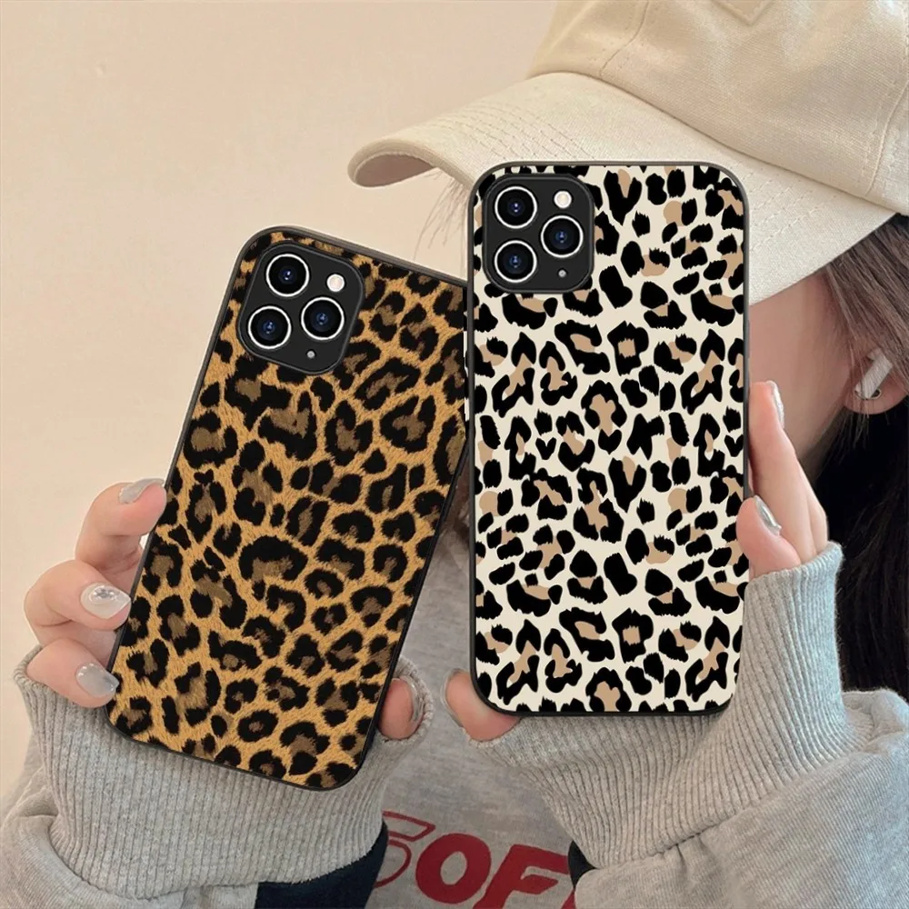 Leopard Print  Phone Case For Iphone 15 11 13 14 Pro Max 7 8 Plus X Xr Xs Max Se2020 12mini Cover Case