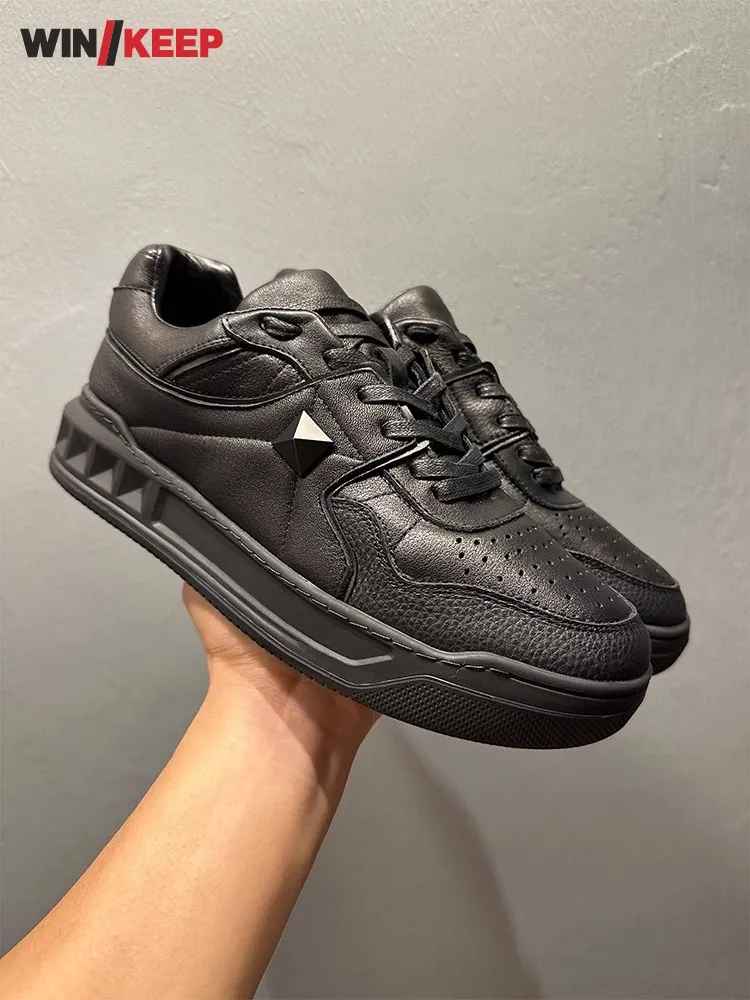 Outdoor Mens Genuine Leather Sport Shoes Rivet Comfortable Platform Sneakers Lace Up Spring Autumn Men Low Help Running Trainers