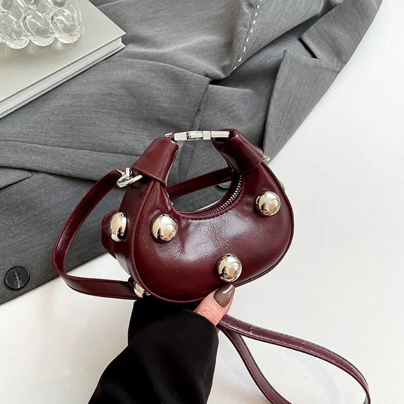 

Сумка через плечо из искусственной кожи с шипами и клецками, женская винтажная легкая винтажная сумка на плечо, подарок на день Святого Валентина, повседневная вечерние сумочка