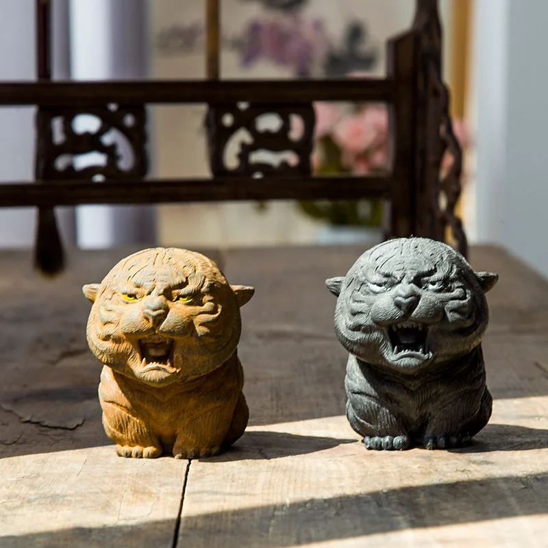 Creative Imitation Cast Iron Mini Tiger Ornaments