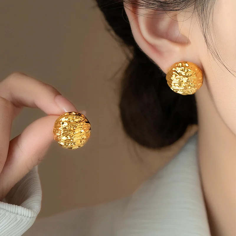 Small Design Walnut Grain Earrings Female Light Luxury High Sense Earrings Fashion