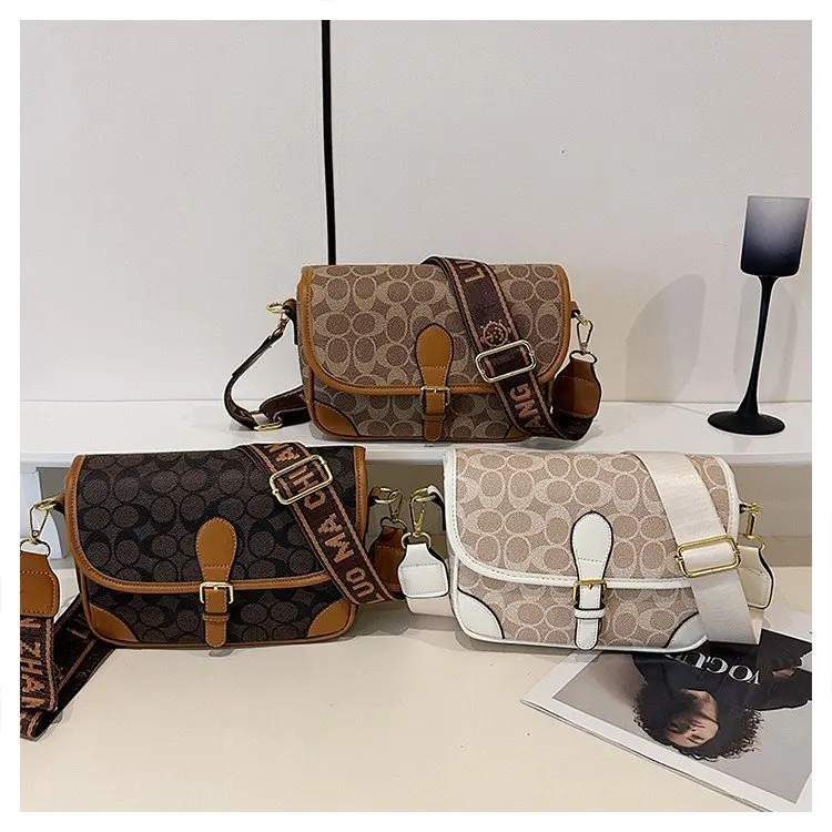 

Осень 2293, новинка, высококачественная повседневная сумка с мягким лицом, средний размер, сумка-мессенджер из искусственной кожи, маленькая квадратная сумка