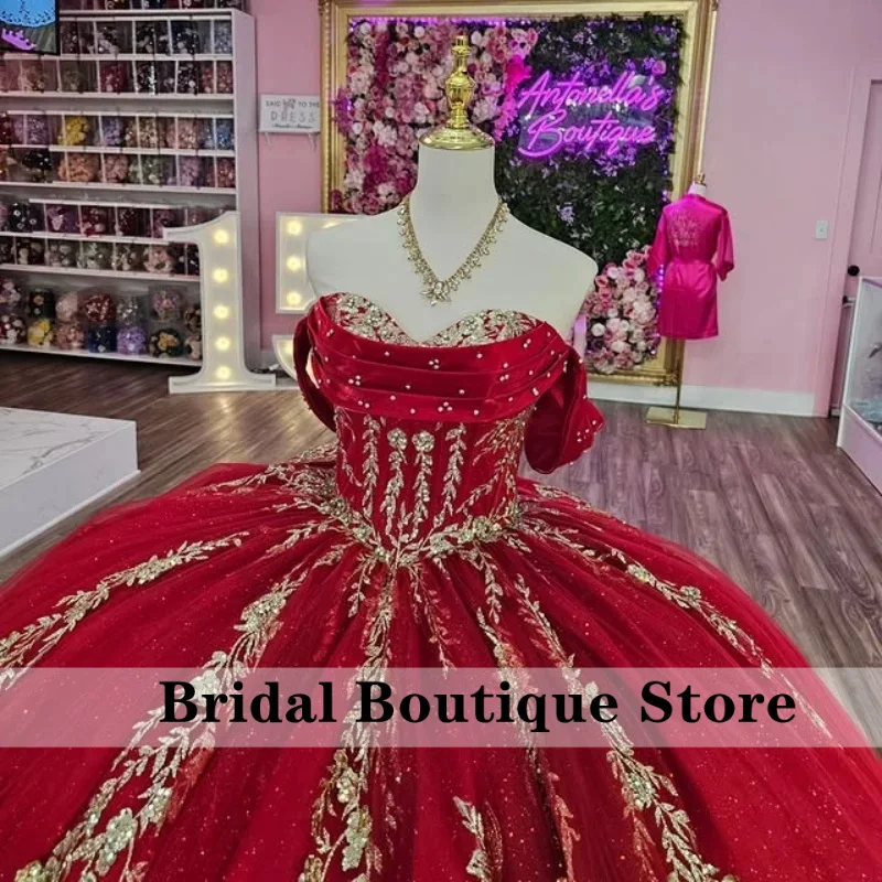 

Customized Shiny Red Quinceanera Dresses Off the Shoulder golden sequin applique Bow Long tail Vestido 15 Quinceanera