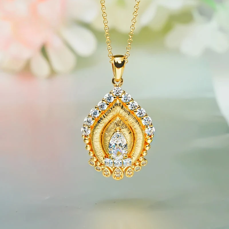 Chinese Style Small Golden Pagoda Necklace Pendant Inlaid with High Carbon Diamond 925 Silver Gold-plated Pagoda Wedding Jewelry