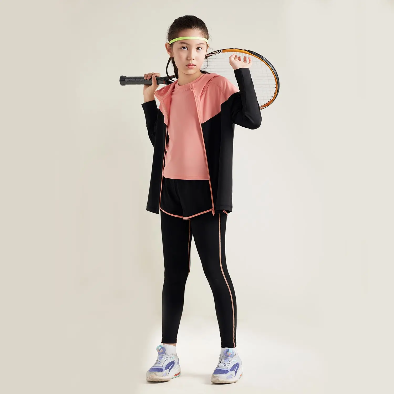 2025 Nuovo set sportivo per il tempo libero per bambini Abiti attillati Allenamento Abbigliamento fitness Basket Abiti ad asciugatura rapida per ragazze