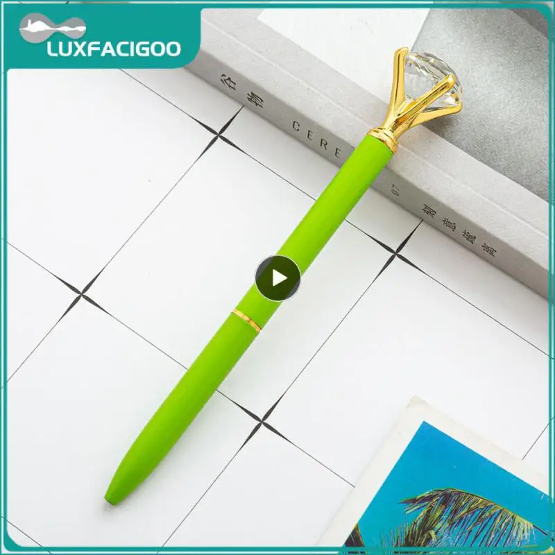 ปากกาลูกลื่นคริสตัล มีสีให้เลือก ดีไซน์มีสไตล์ ของขวัญที่สมบูรณ์แบบ ประสบการณ์การเขียนที่ราบรื่น ความต้องการที่ทนทาน