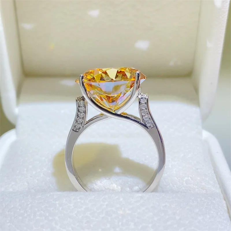 Exquisite Moissanite PT950 Platinum 10 Carat Yellow Diamond Luxurious Ring for Women, upgrade overall fashion