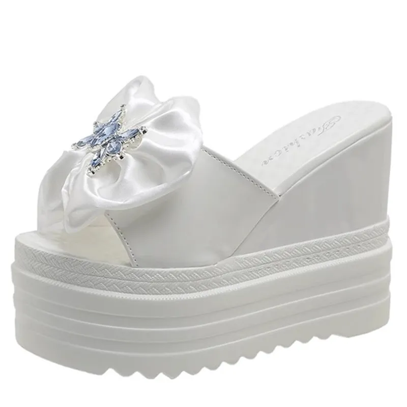 

Тапочки, повседневная обувь на танкетке, шлепанцы на платформе, женские туфли на каблуке, роскошные мягкие туфли на высоком каблуке, лето 2023, мода из искусственной ткани для отдыха