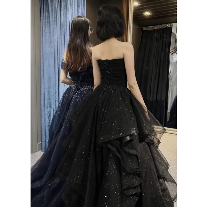 فساتين حفلات الزفاف المزاجية باللون الأسود الأنيق لحفلات الزفاف بدون حمالات متدرجة ثنيات للحفلات الراقصة فستان رسمي للنساء