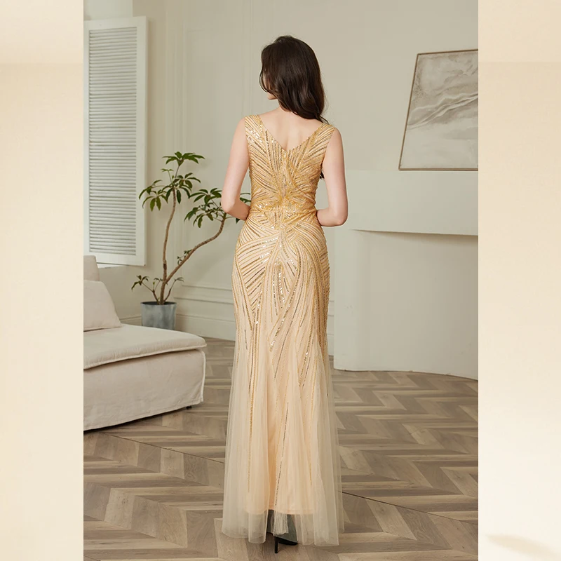 ชุดราตรีแฟชั่นหรูหราเอว Cinching ลึก V คอชุดปาร์ตี้เลื่อมประดับด้วยลูกปัดชุดราตรียาวชุดปาร์ตี้