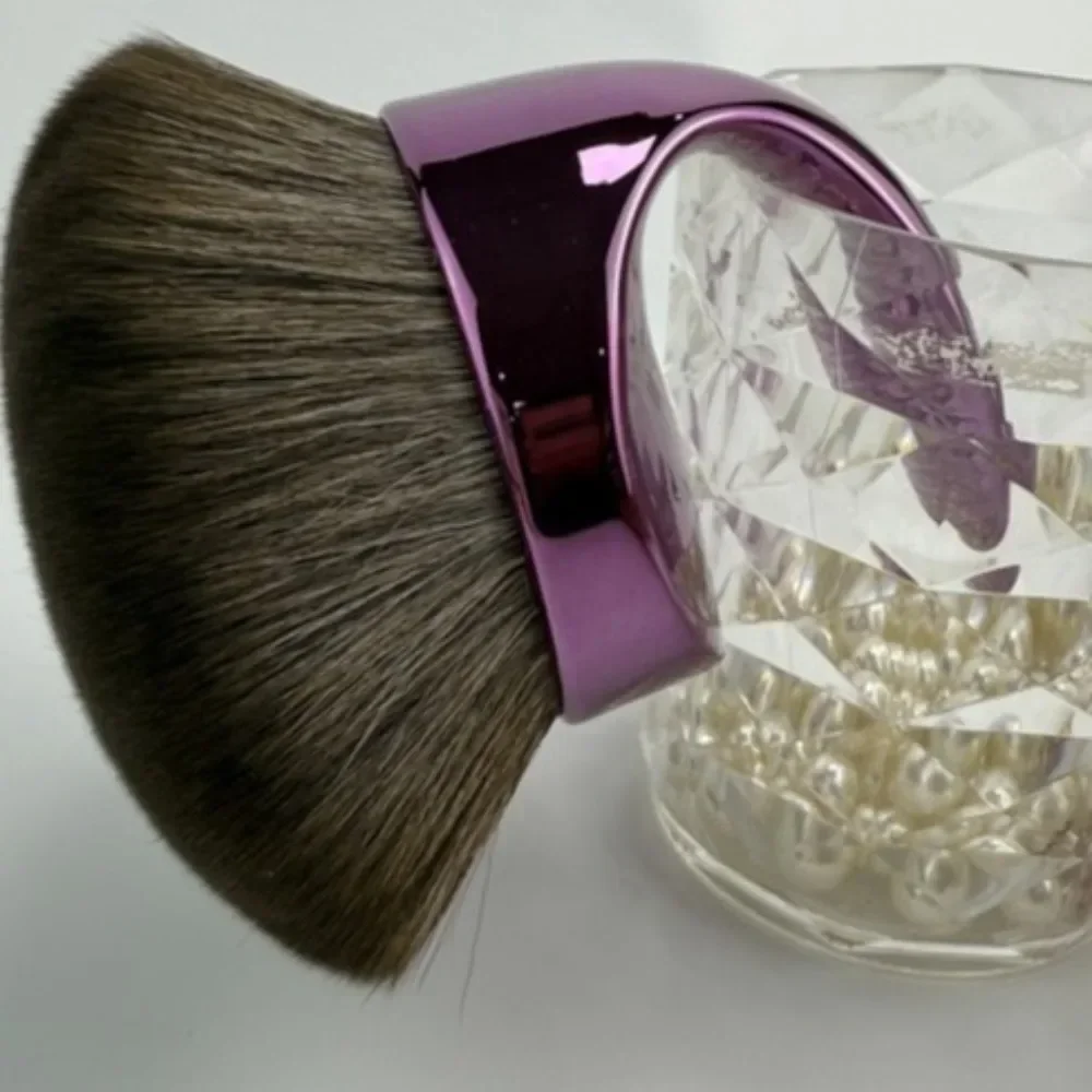 

Профессиональная кисть-кабуки для тела Beauty Blend & Blur, очень большая, с веганскими волокнами, для нанесения автобронзера и смешивания тональной основы