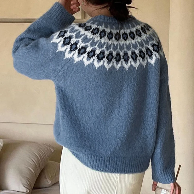 New Vintage Women Commuting Sweater Winter Elegant O-neck Long Sleeved Knitted Pullover Harajuku Casual Graphic Loose Sweater