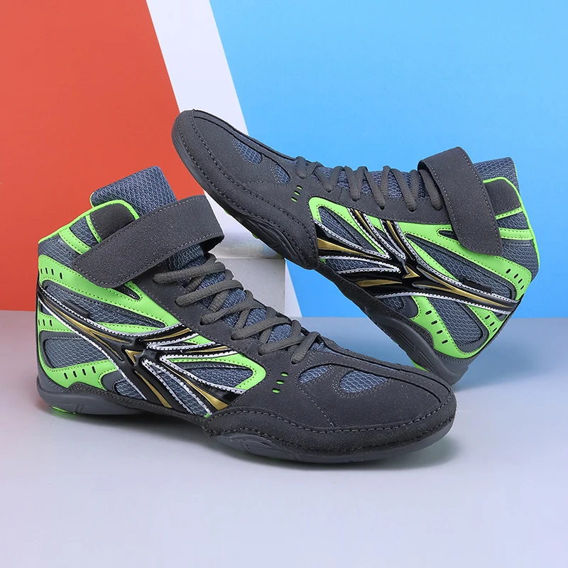 Lexsan Boxing Boots – Leather upper, breathable lining, anti-slip pivot outsole, ankle support. Built for the ring.
