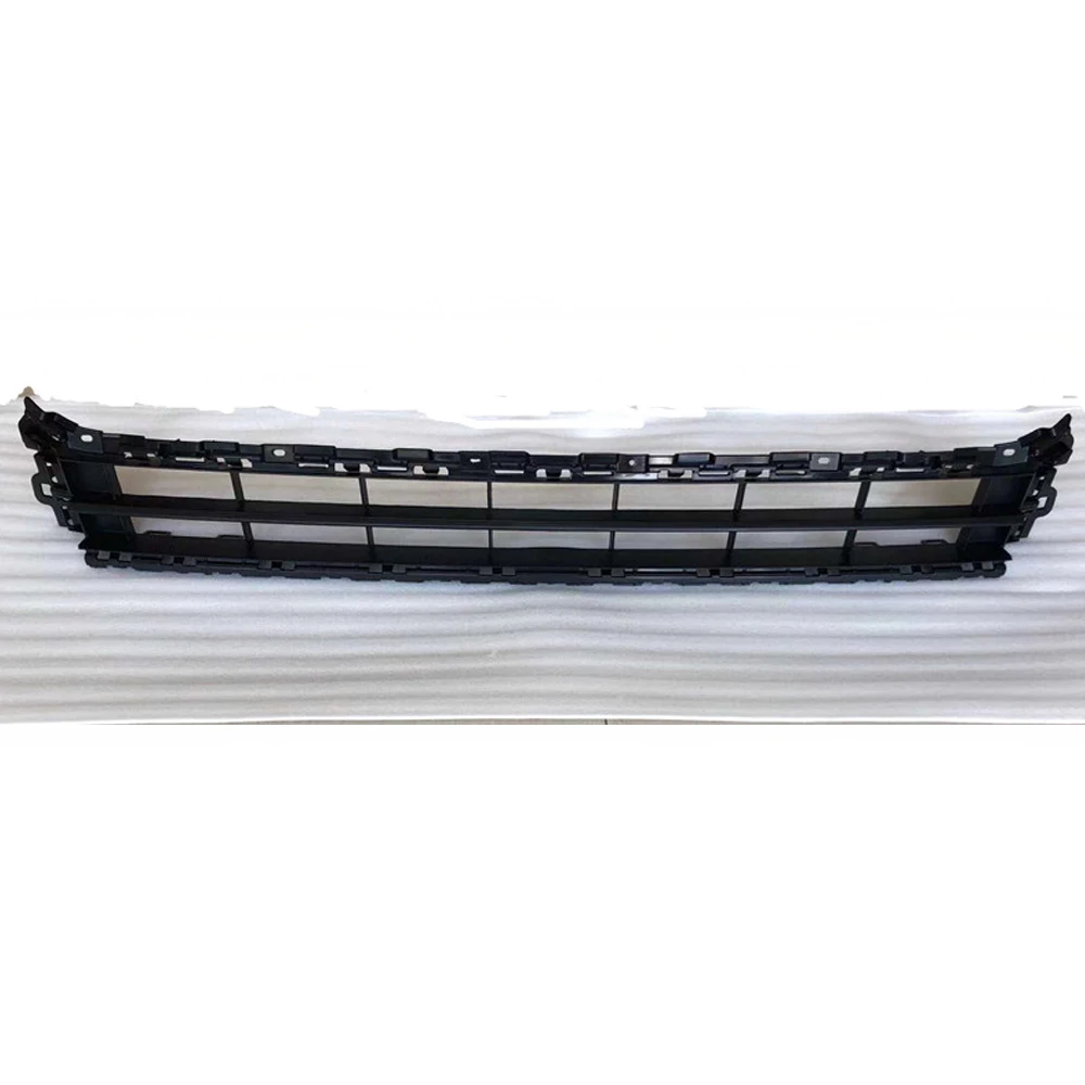 

The factory wholesale car front grille is suitable for the lower grille of FOR Volkswagen 18 CC OE 3GG 853 677