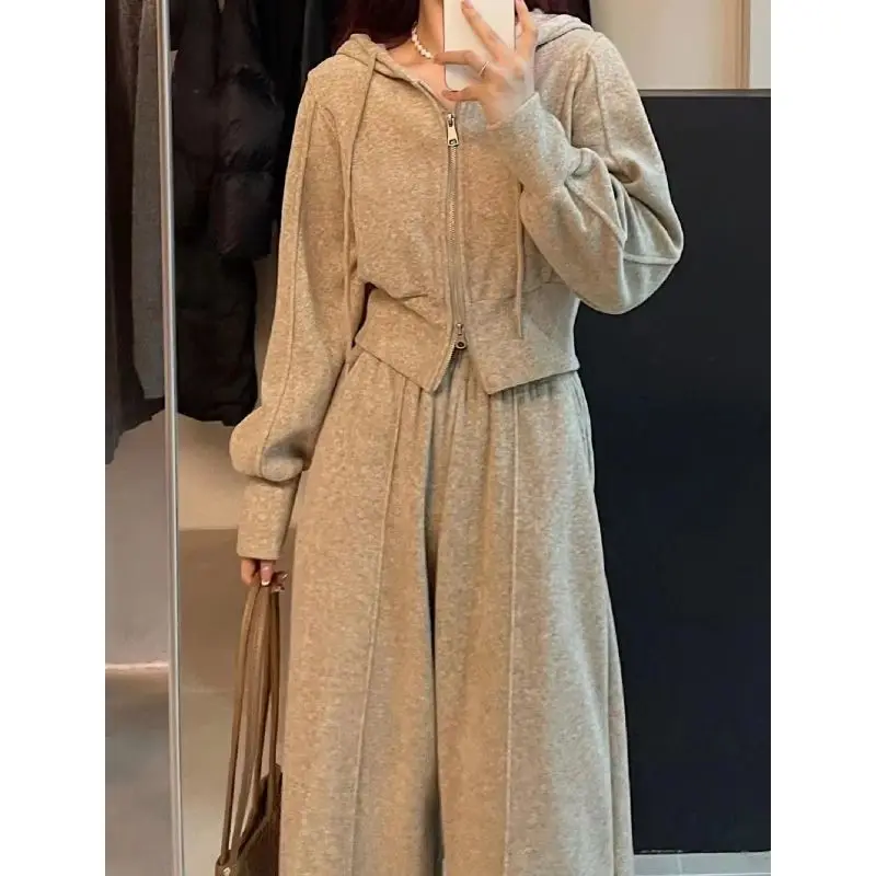 

Spring and Autumn Leisure Sports Cashmere Set Women's Korean Edition High End Loose Two Piece Set