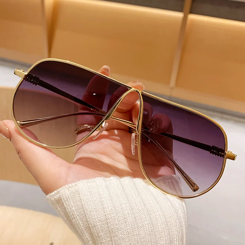 Neue Modemarke Übergroße Quadratische Sonnenbrille für Damen Vintage Legierung Farbverlauf Elegante Sonnenbrille Damen Sexy Fahrbrille – Detail 10