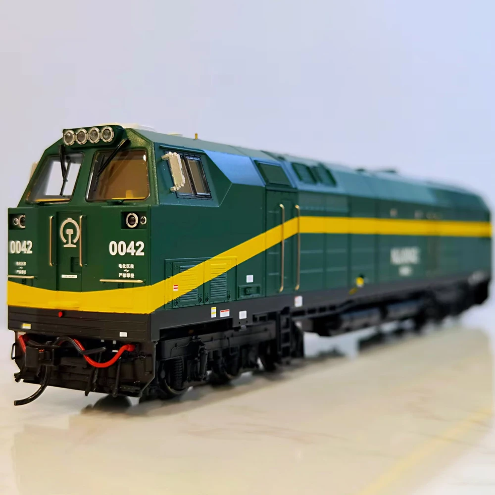 BACHMANN Train Model 1/87 HO New Version of Qinghai-Tibet NJ2 High-power Diesel Locomotive Rail Car Hot Wheels 2022