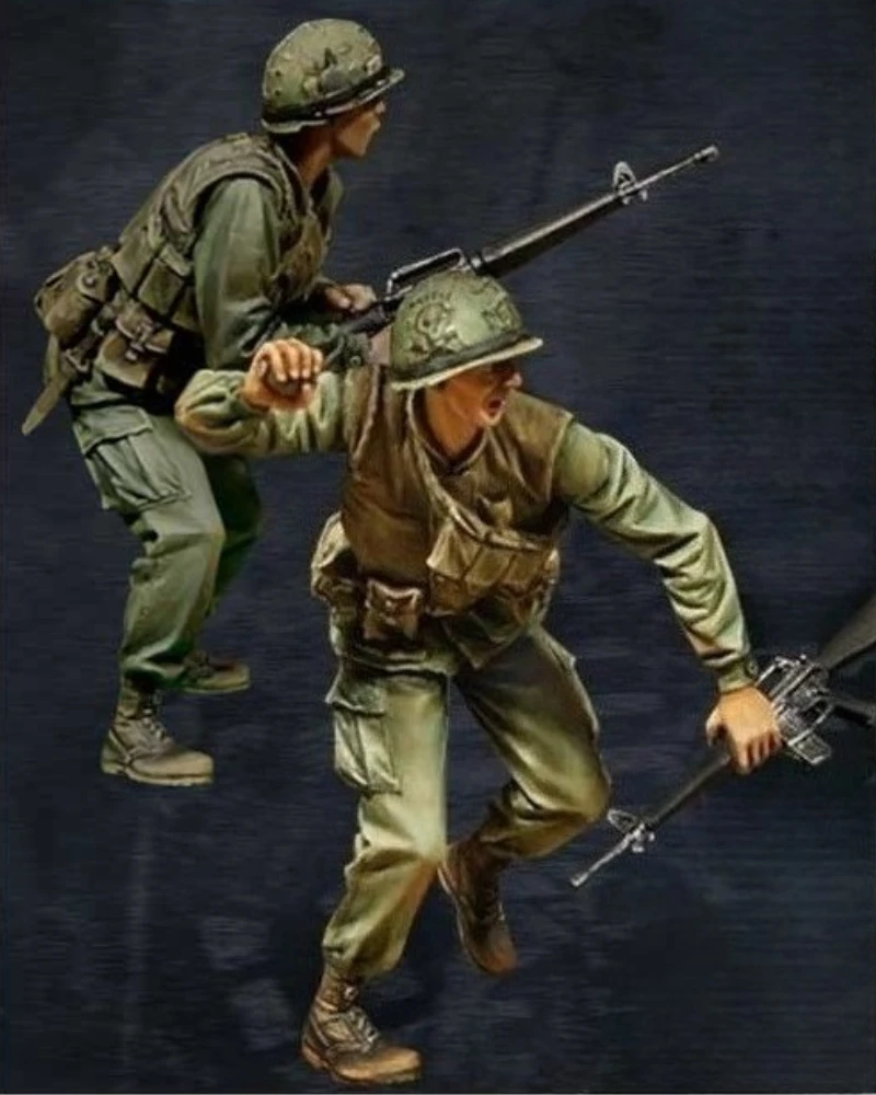 1/35 Scale Diecast Resin Figure Model Kit US Marine Corps Member 2 Figures Unassembled and Unpainted