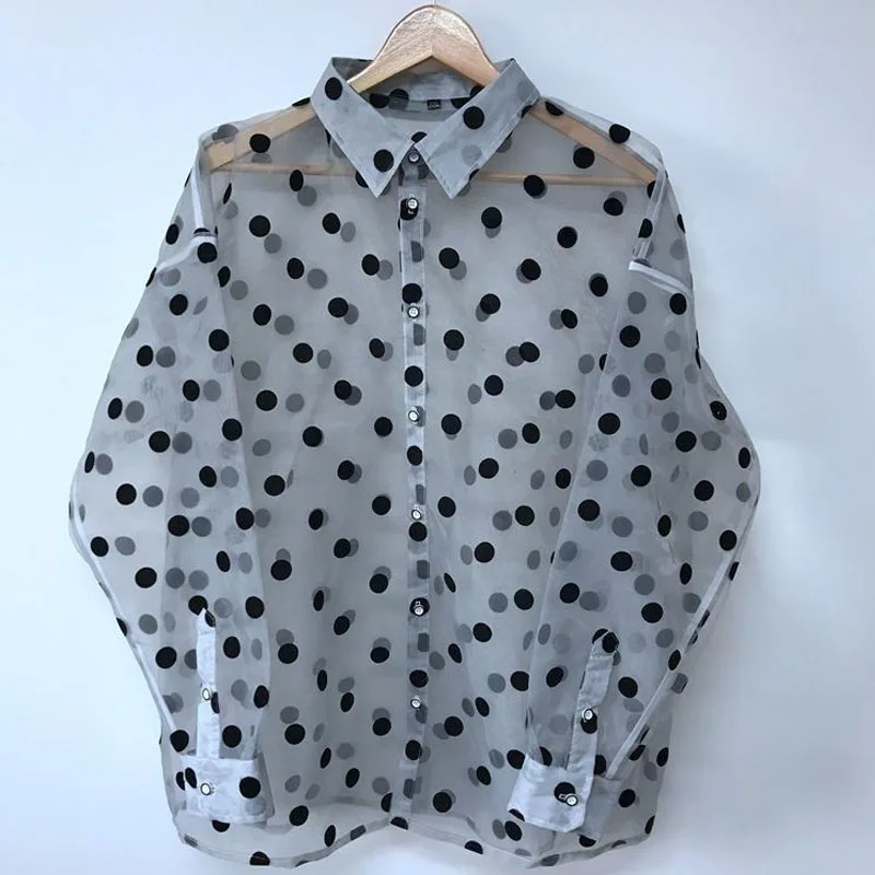 Stylish Guy Summer Fashion Polka Dot Perspective New Thin Loose Sunscreen Printing Shirt Fashion Long Sleeves Flip Collar Tops