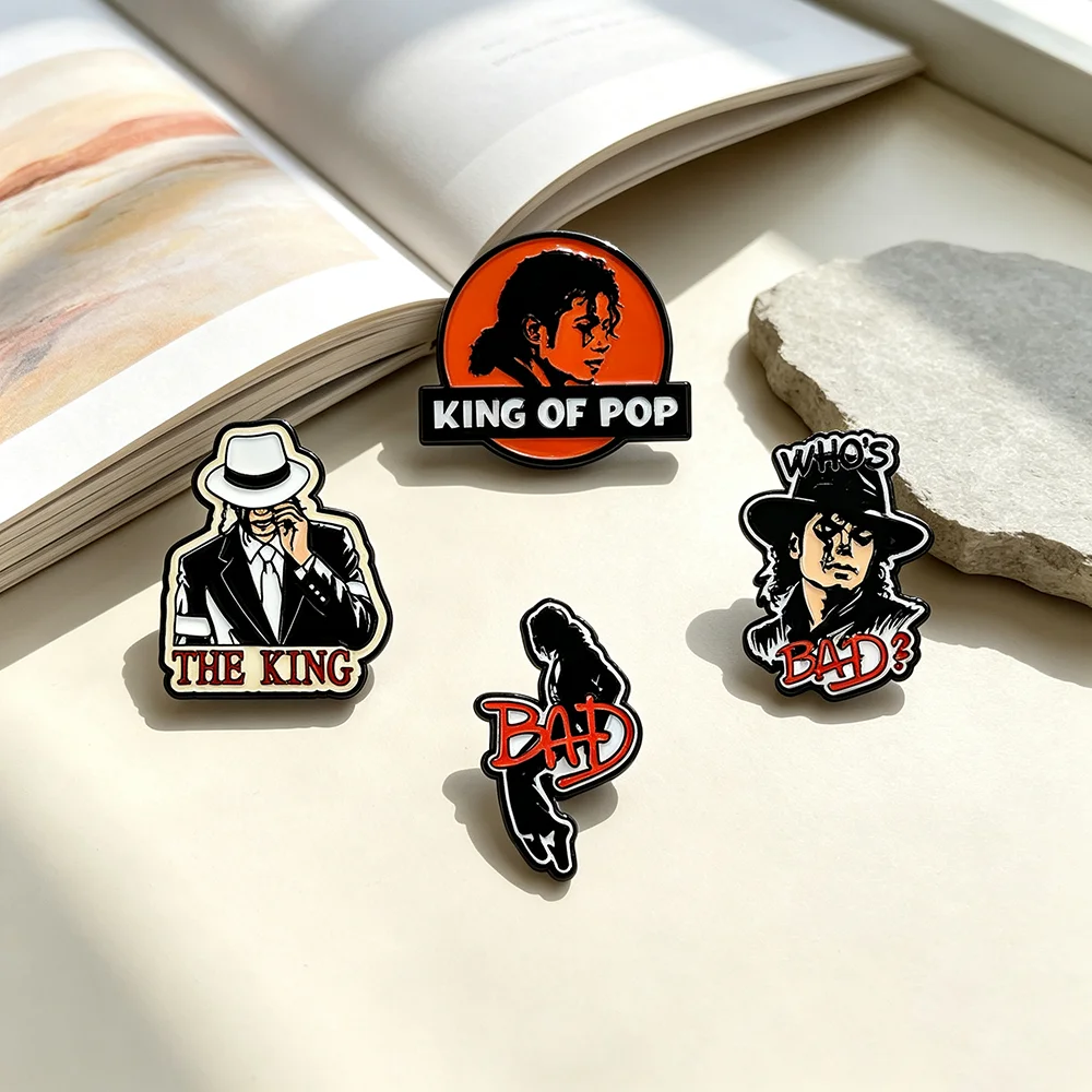 4-teiliges King of Pop Emaille-Pin-Set, Rock-Pop-Musik-Sänger Sammlerabzeichen für Jacken, Taschen, Hüte, Accessoires, Geschenk für Fans – Detail 4