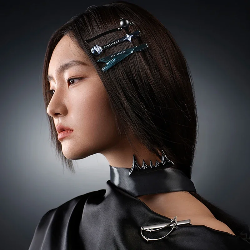 팝 마트 스컬판다 사운드 시리즈 헤어핀 조합 클립 장식용 블라인드 박스 장난감 귀여운 애니메이션 액션 피규어