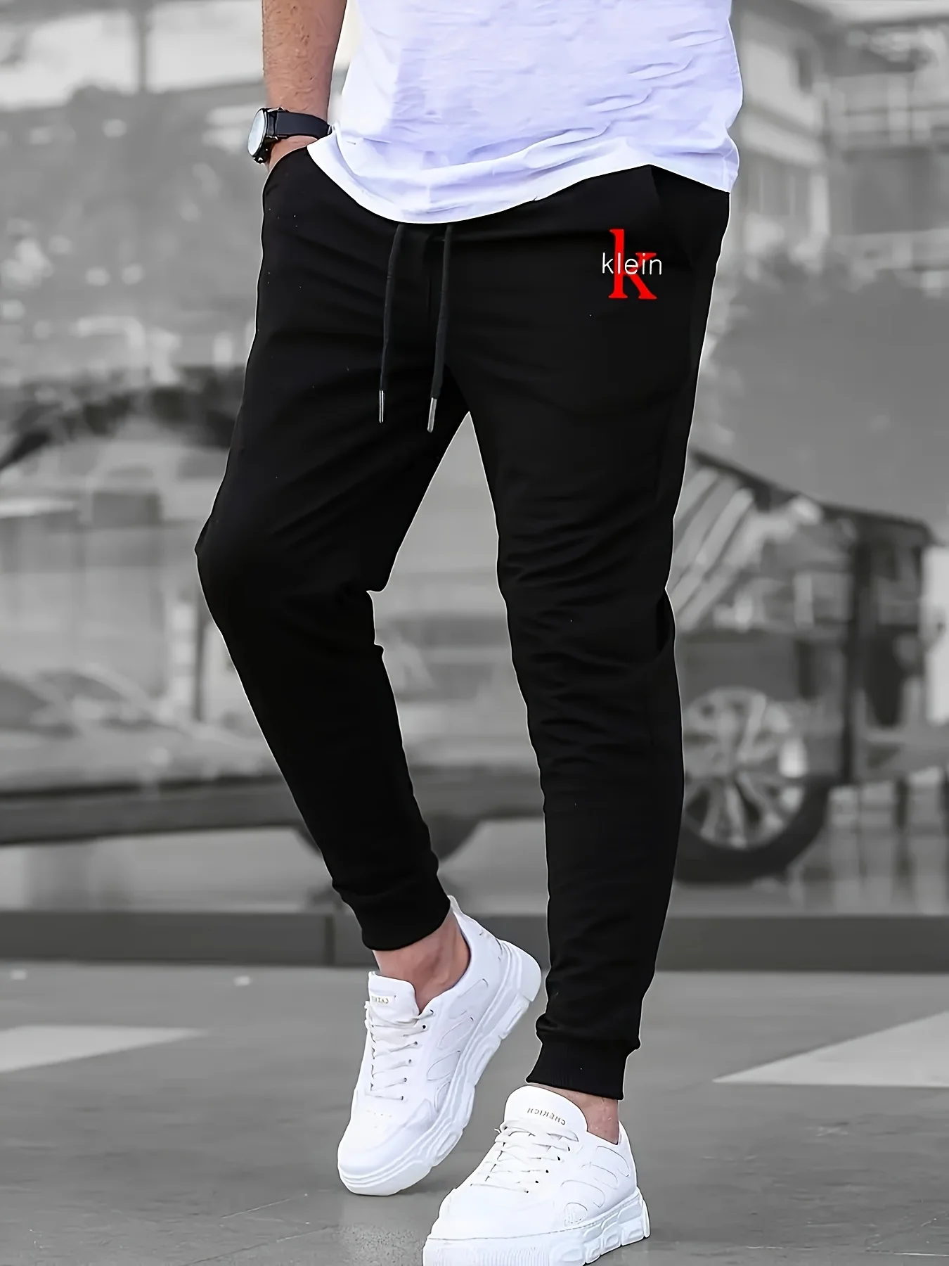 

Men's casual jogging pants - black printed sport pants - regular fit - with pockets - modern sportswear jogging pants