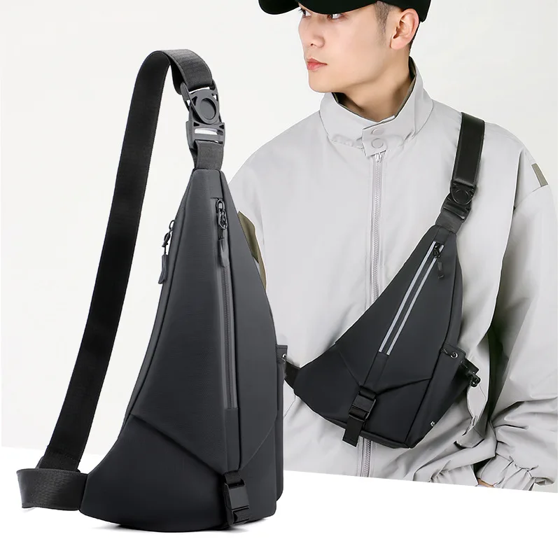 

Leather chest bag men's single shoulder chest reflective backpack splash-proof diagonal cross chest bag commuting small backpack