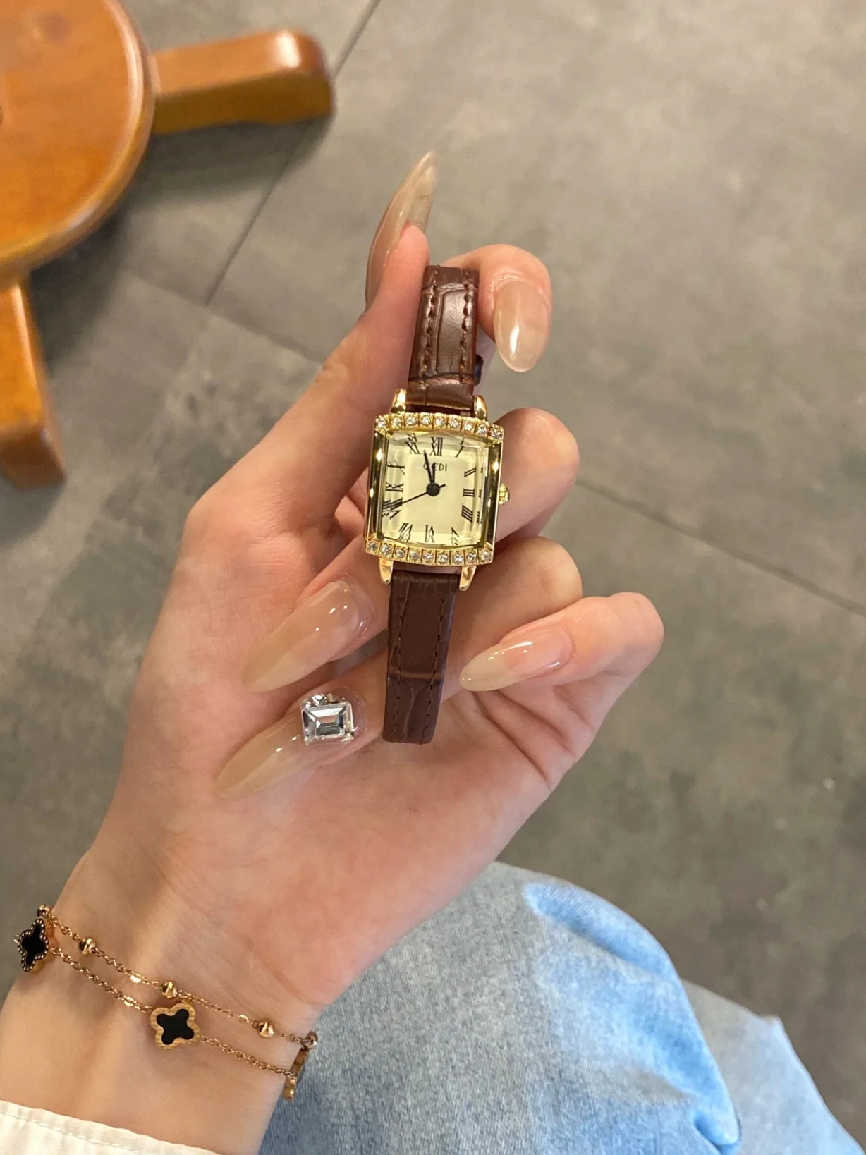 Stylish Quartz Wristwatch HighValue Square Women'S Watch With Leather Strap Luxurious And ExquisiteSmall Quartz Watch For Women.