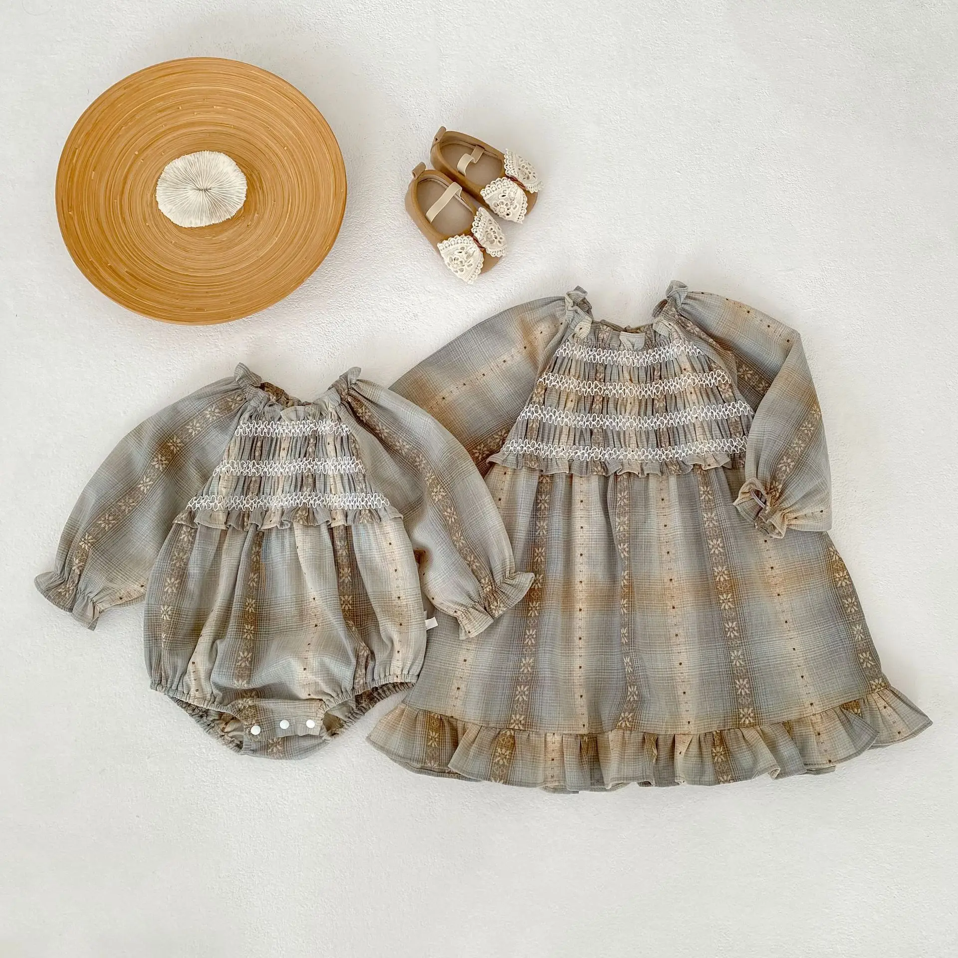 

0-2Y Spring Baby Girls Bodysuit Embroidery Toddler One Piece Ruffle Sleeve Infant Girls Clothes