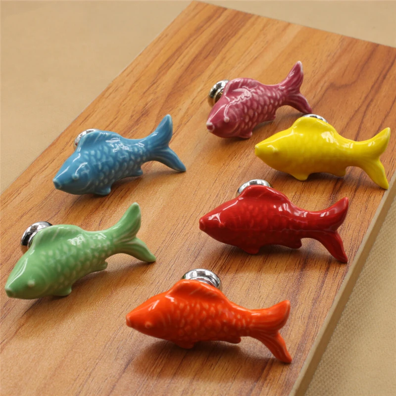 European Style Wine Cabinet Shoe Cabinet Drawer Wardrobe Cabinet Knobs Gold Fish Cartoon Color Single Hole Ceramic Handle