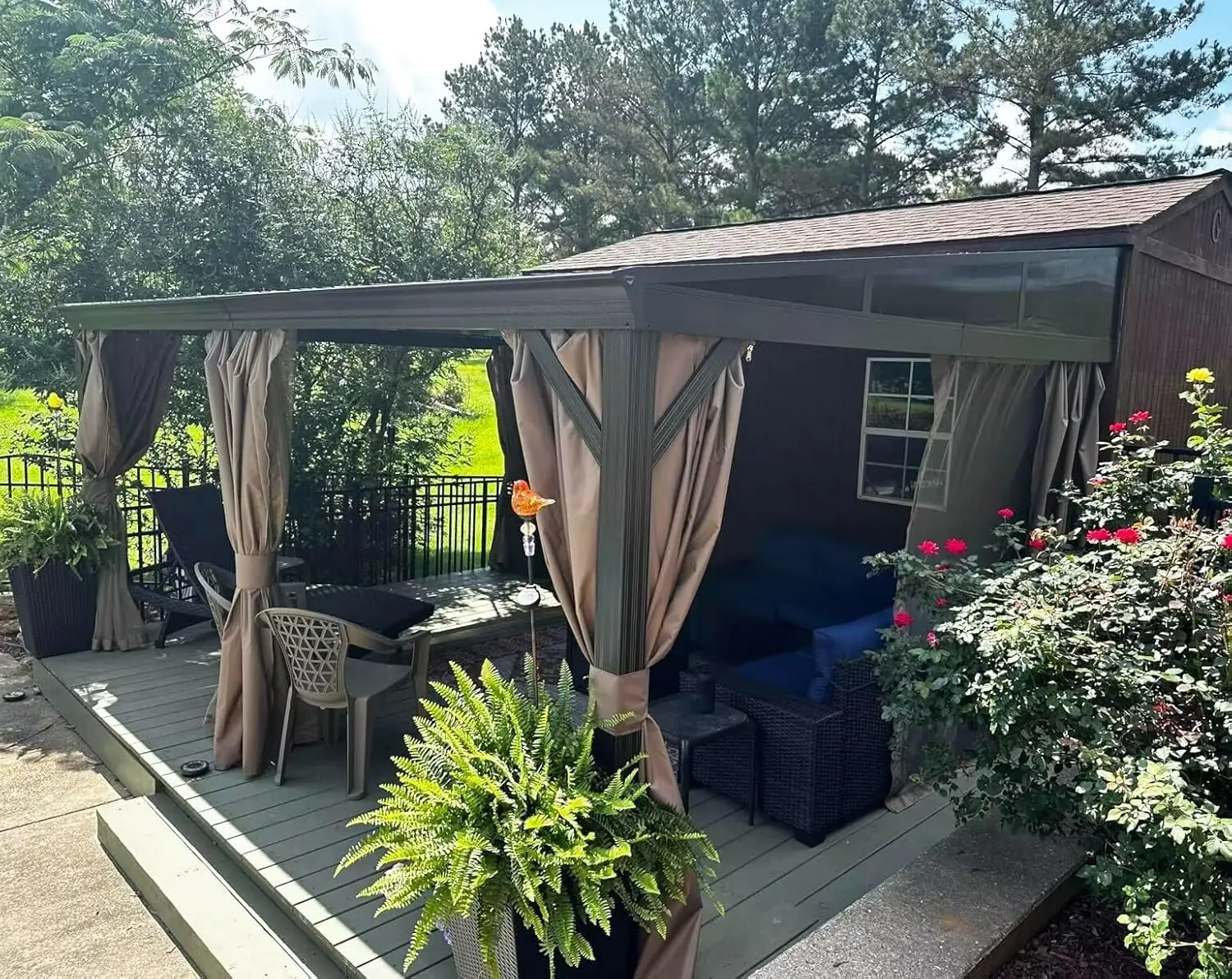 

Навесной павильон Domi 12x16 футов с алюминиевым каркасом, навесной павильон с жесткой крышей из оцинкованной стали, наклонной кровлей, шторами и сеткой.