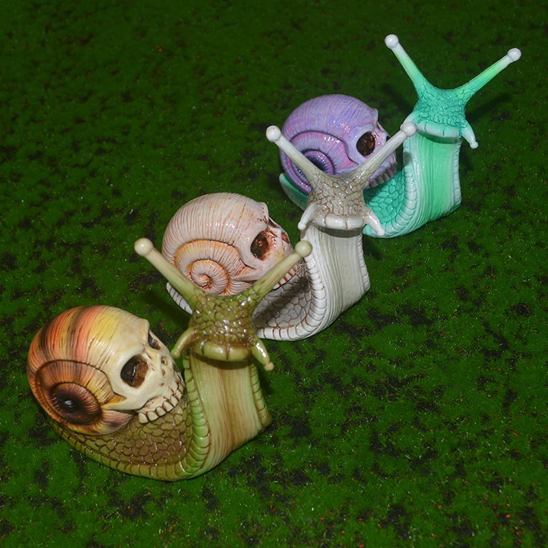 Halloween Snail Skull Statue Resin Horror Skelet Sculpture Gothic Outdoor Garden Decoration Figurine Crafts Desktop Ornament