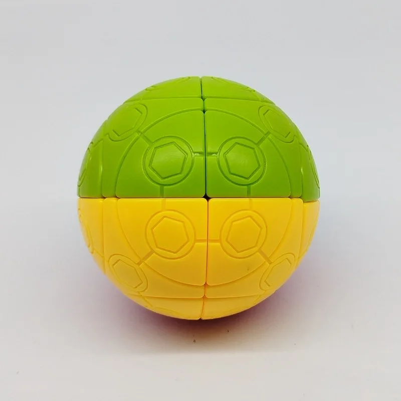 Wisdom 2x2 Football Cube Four-color 75mm Spanish Magic Ball 2X2 Spherical Cube Puzzle and Leisure Gift Infinity Cube Fidget Toy