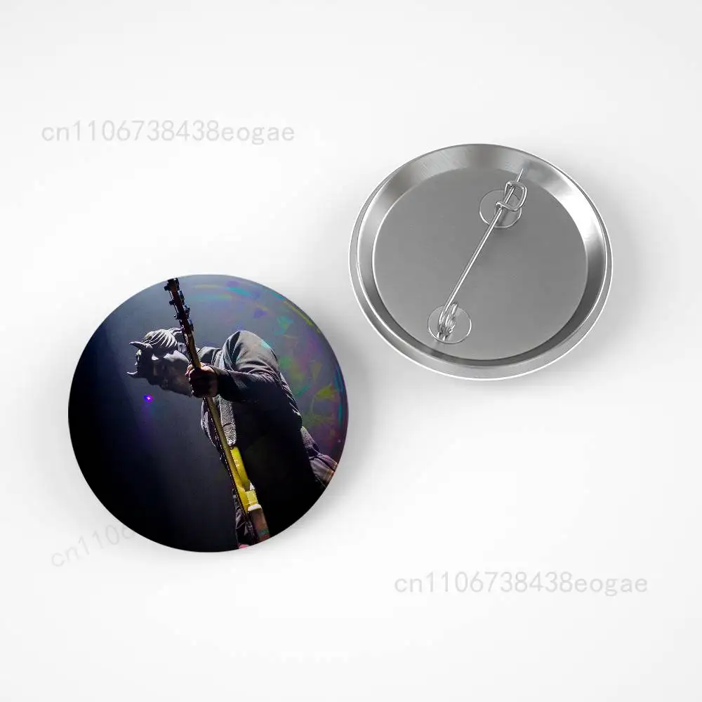 Band G-Ghost-ES Cool Rock Badges 25 32 44 58 75 mm Cartoon Brooches Cosplay Pins Backpack Shoes Hat Accessories Lover Gifts