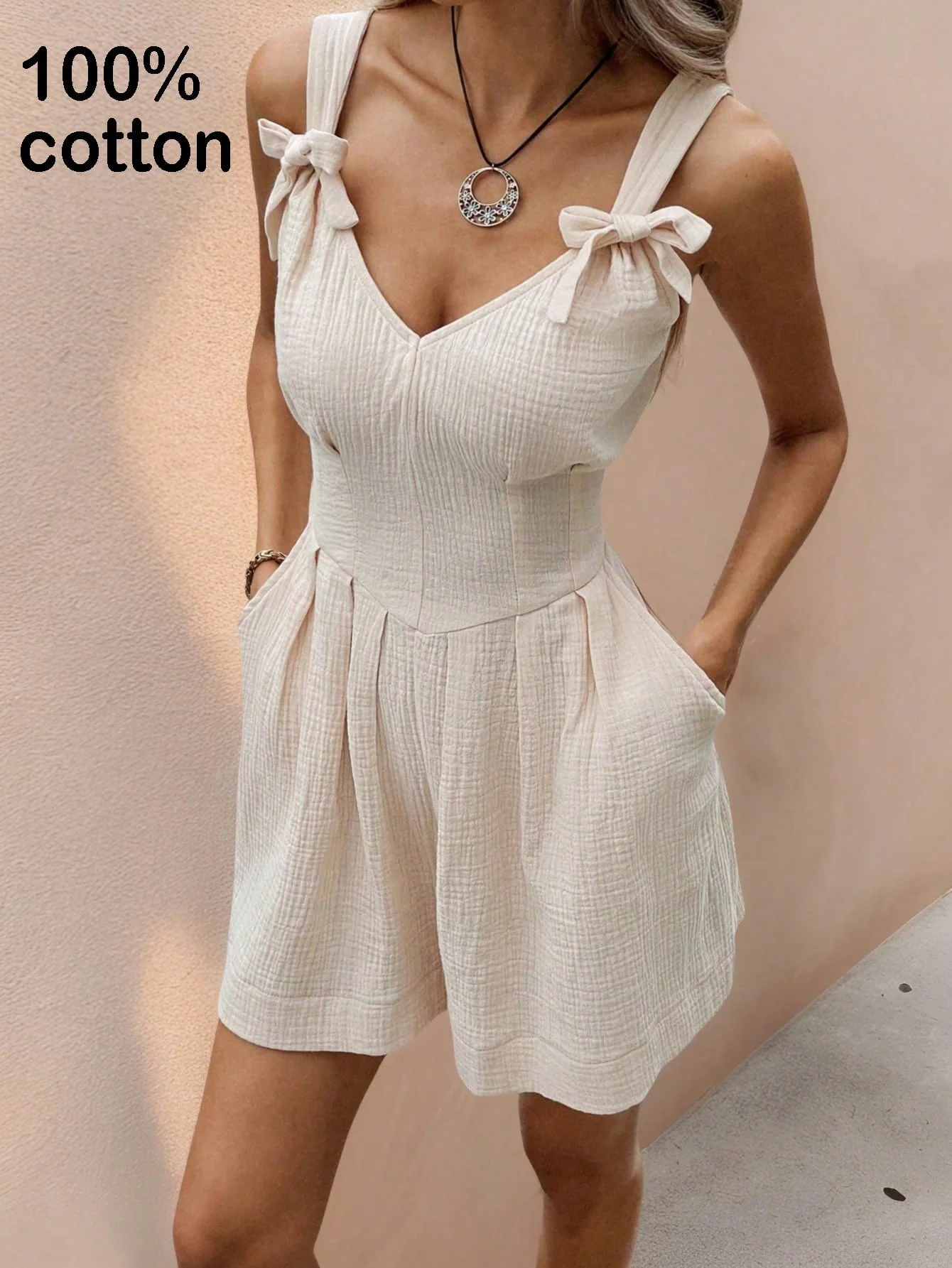 

Summer casual and fashionable halter shorts, jumpsuits and overalls for women