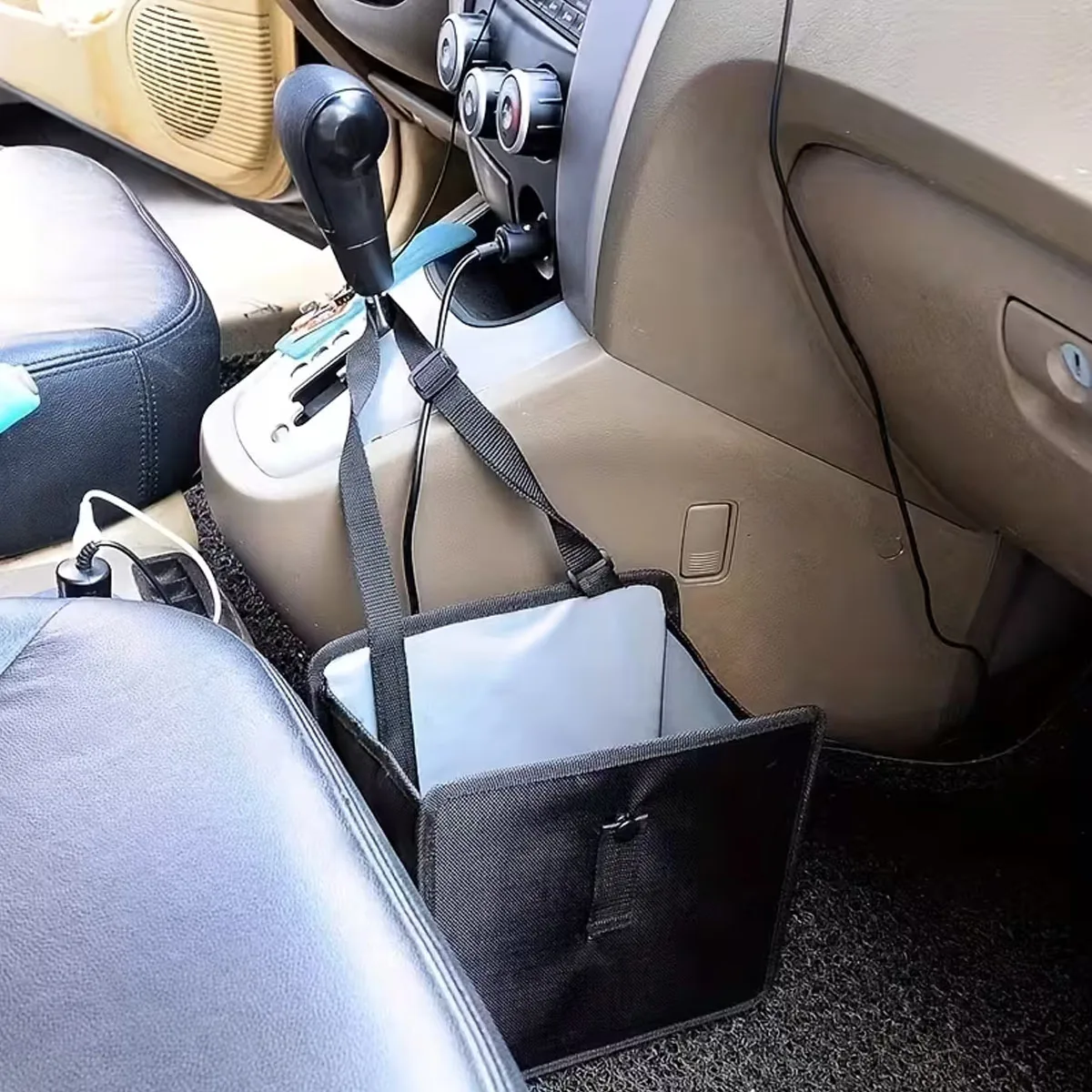 Car Seatback Trash Can Storage Net, Pocket Rear Seat Hanging Storage Box, Waterproof Trash Can Storage Bag view 5