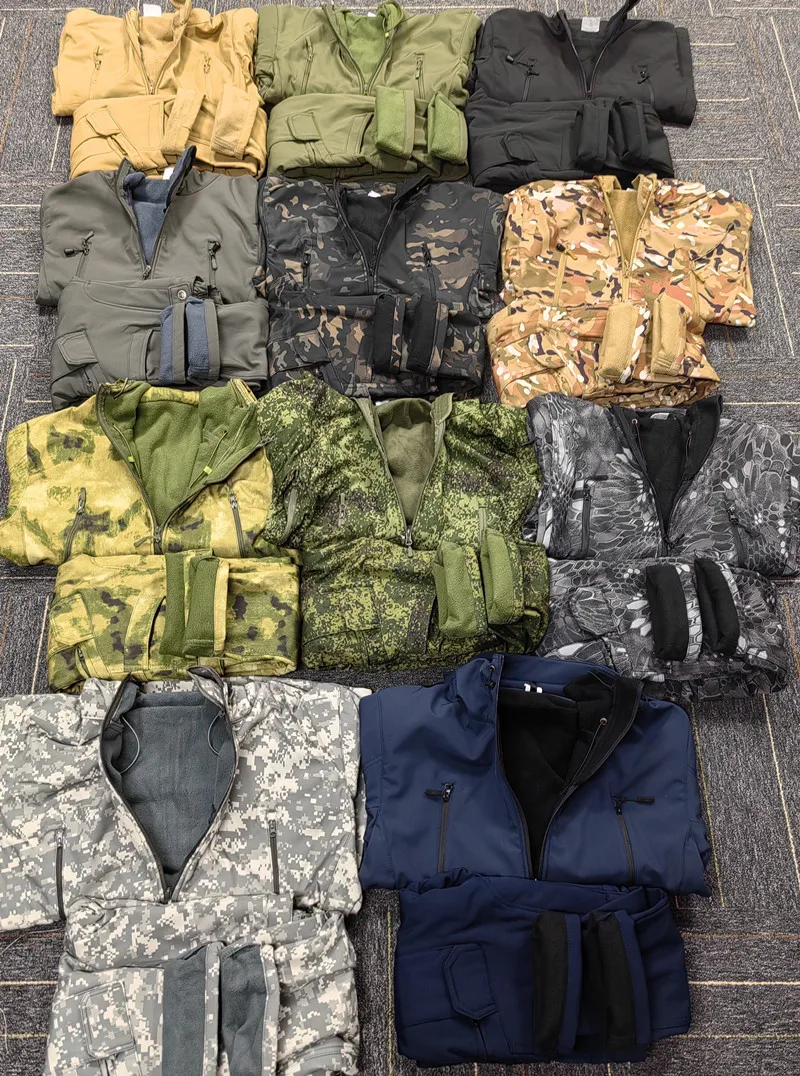 Chaqueta de tormenta de piel de tiburón para hombre, ropa gruesa y suave para invierno, impermeable, ropa de senderismo de Cachemira, conjunto de dos piezas para pesca, chándales