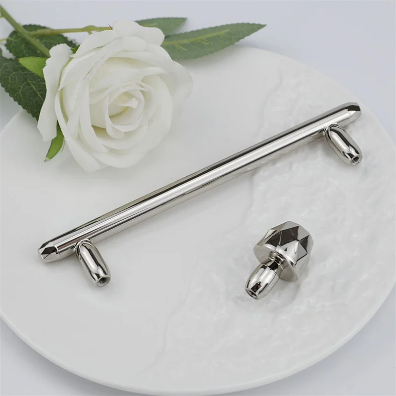 

Modern Silver Polyhedron Closet Pull Handles Kitchen Cabinet Door Drawer Knob Handles Shoe Cupboard Wardrobe Furniture Pulls