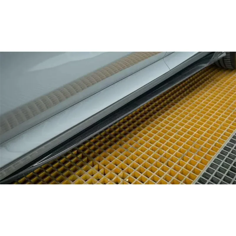 

F97 F98 High-quality AE Style Double-sided Carbon Fiber Side Skirt and Lip, Suitable X F97 X4M F98