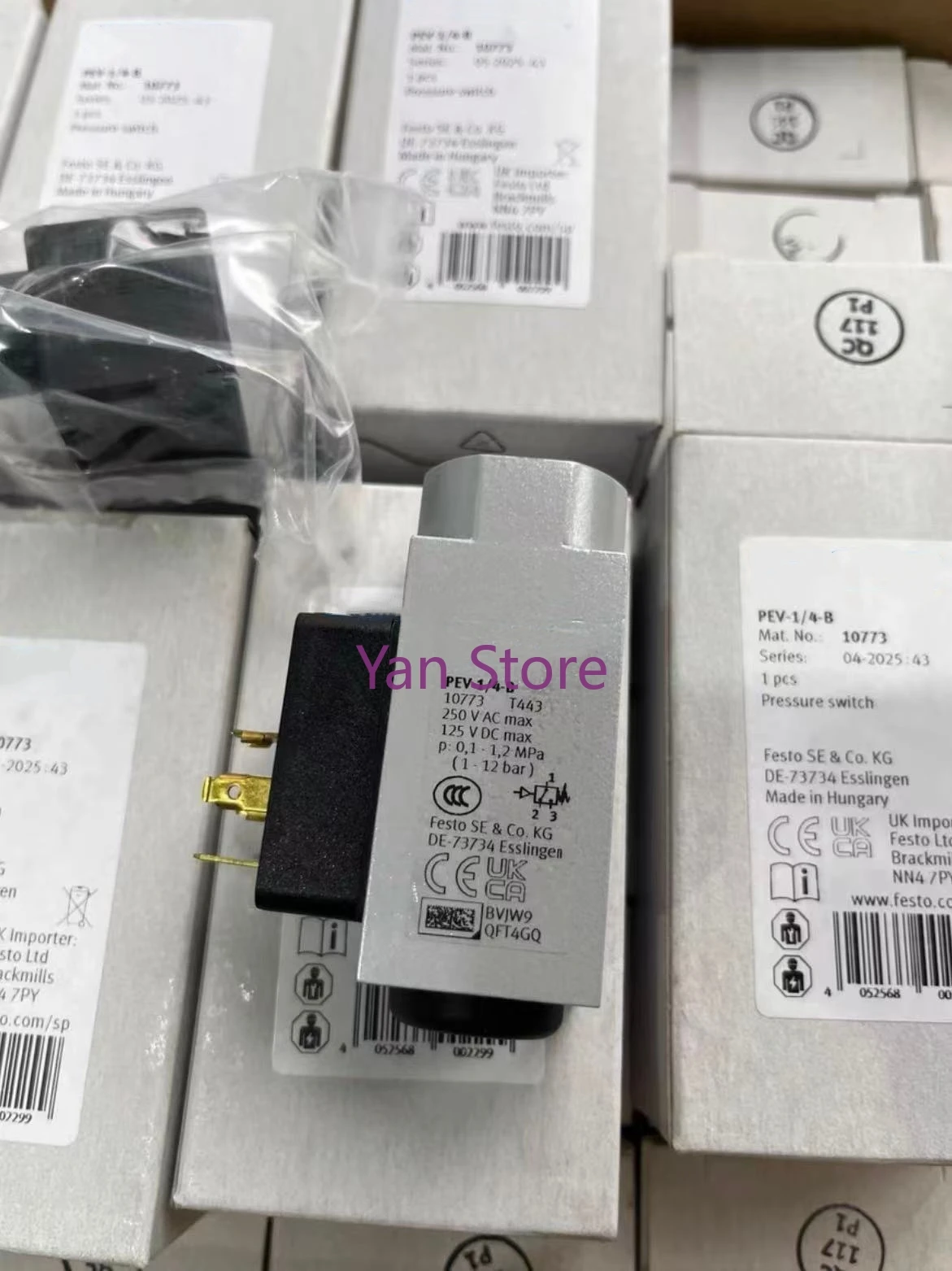 Original  pressure switch PEV-1/4-B-SC-OD-M12 10773 161760 175250 192488 PEV-1/4-B 152618 152619 152617 150261 164274