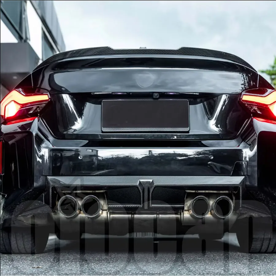 

Oiomotors CS Style Pre-preg Dry Carbon Fiber Rear Diffuser for BMW G87 M2