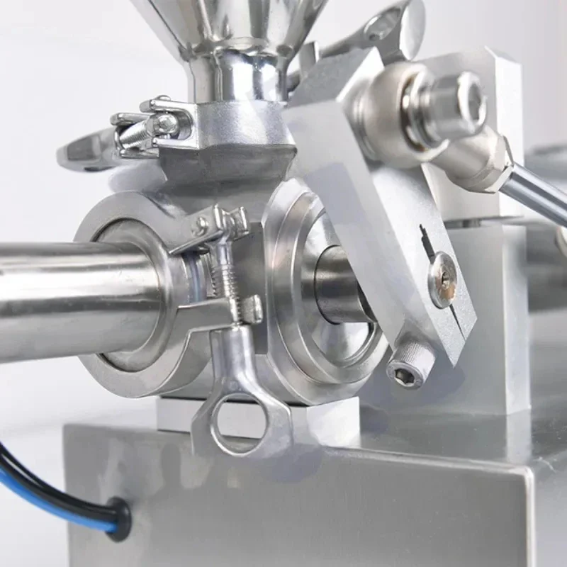 

Liquid Sanitizer Bottle Filling Machine Hot sales