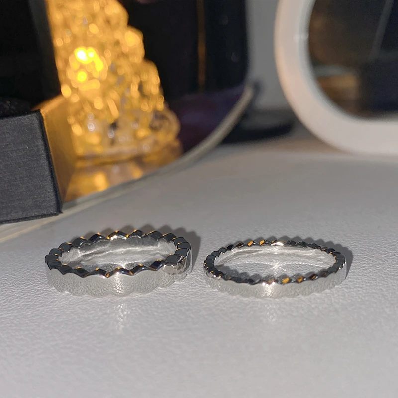 

MDLFES Moissan Diamond Style Модное простое сотовое кольцо для пары Женское ниша с платиновым покрытием