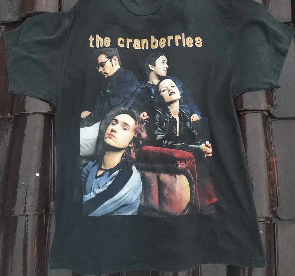 Vintage Classic Rock Band Tops 1995 Cranberry Band Pattern T-Shirt Print Cotton Crew Neck Short Sleeve Casual Loose Shirt Unisex