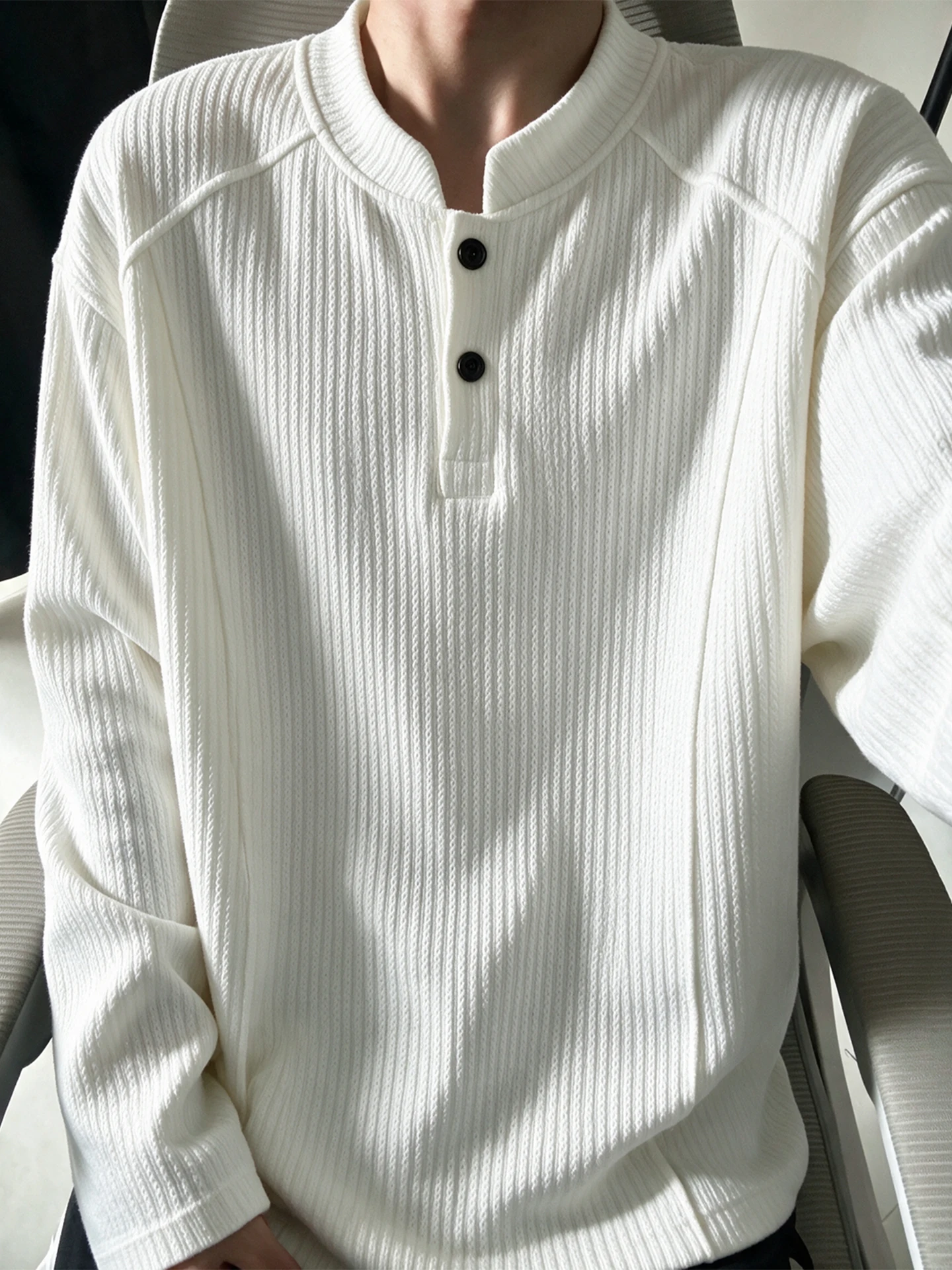 Texture White Long Sleeve Henry Collar T-Shirt Men's Autumn Deconstructed Patchwork Shoulder  Shirt Loose Fit Casual Style