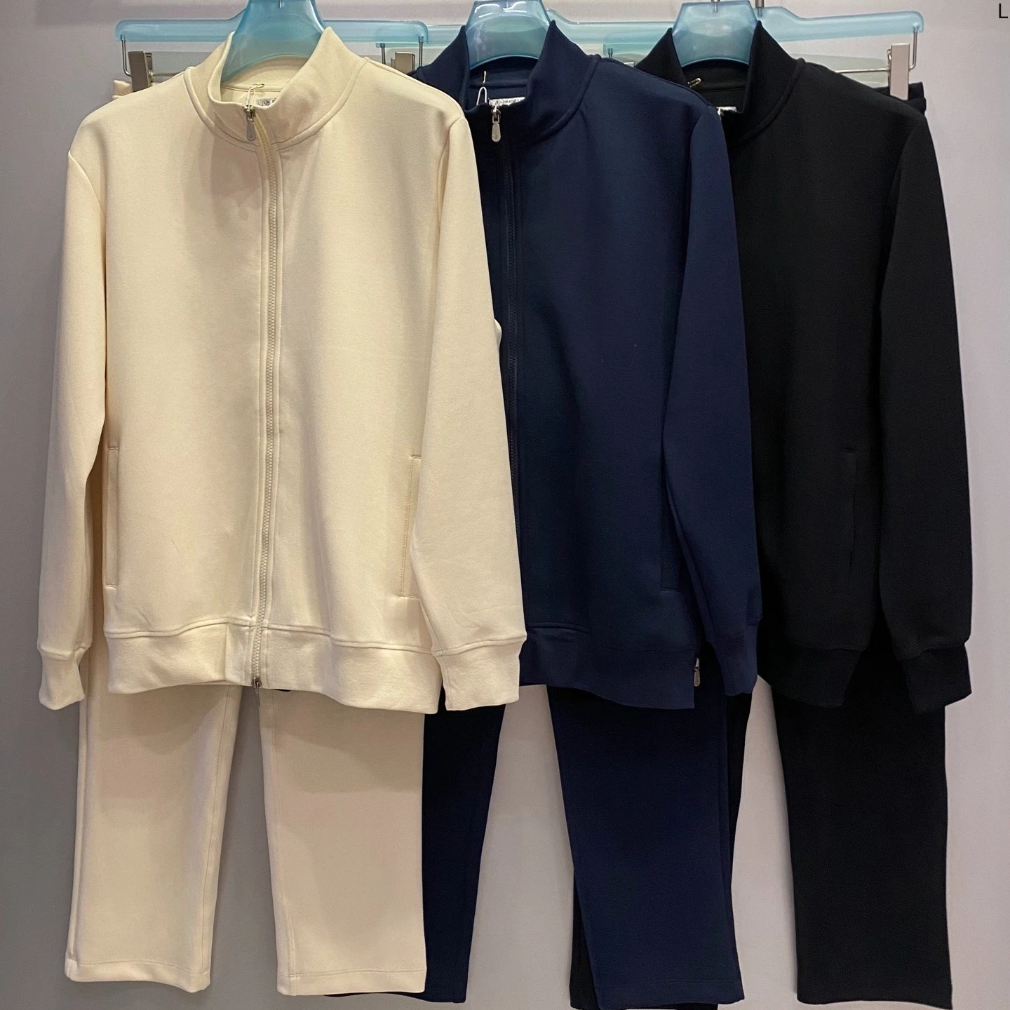 

BC solid color simple business casual men's suit